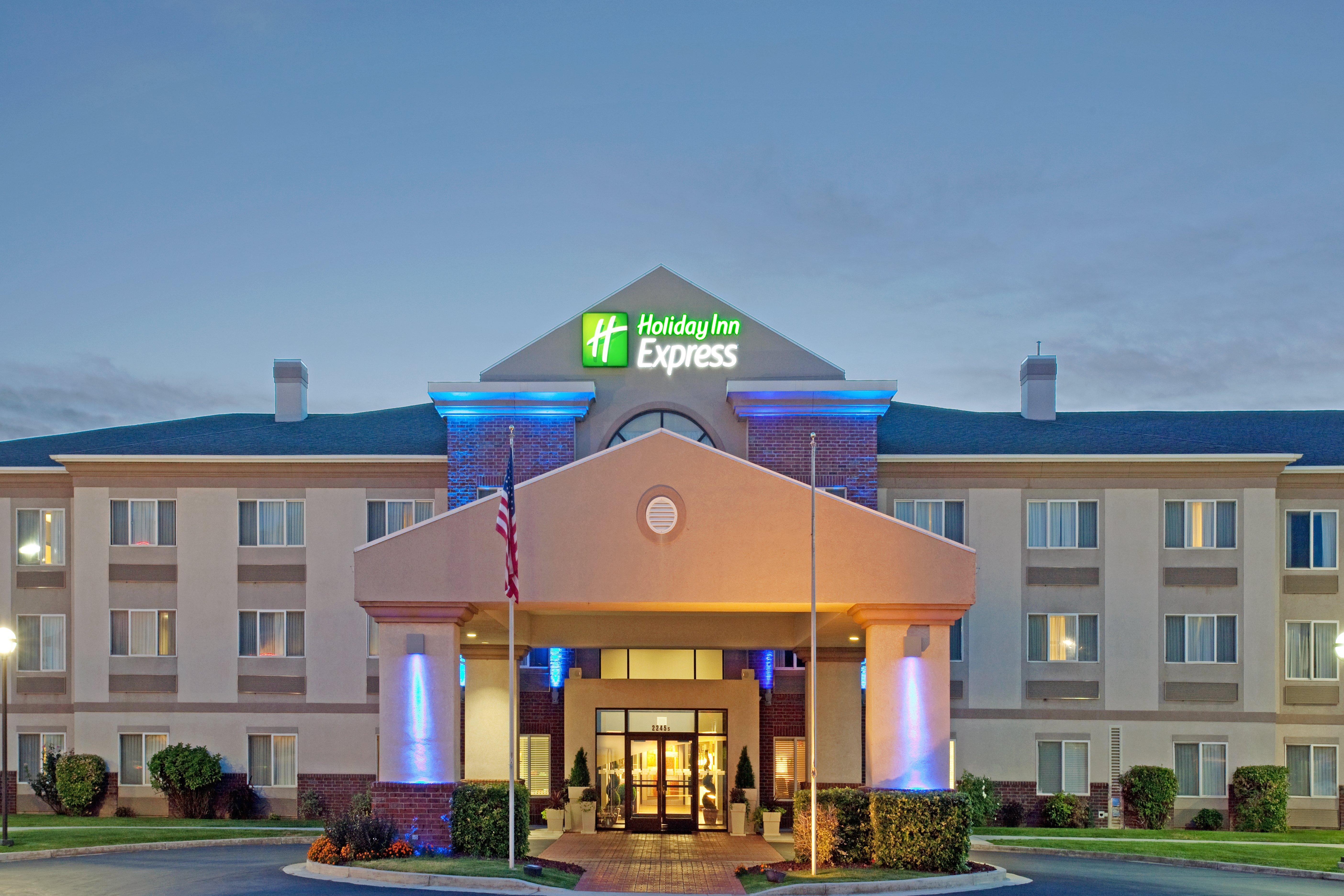 Holiday Inn Express Ogden By Ihg Exteriör bild