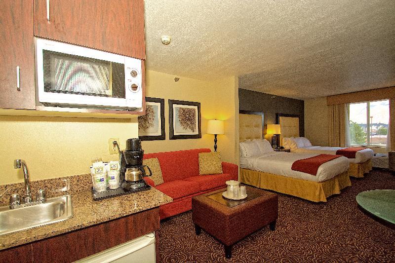 Holiday Inn Express Ogden By Ihg Exteriör bild